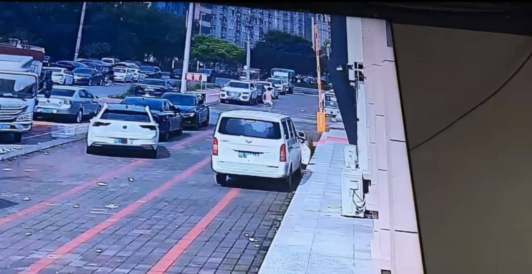 巨鹿县货车司机事件全梳理：跳窗、还衣服、协商离婚
